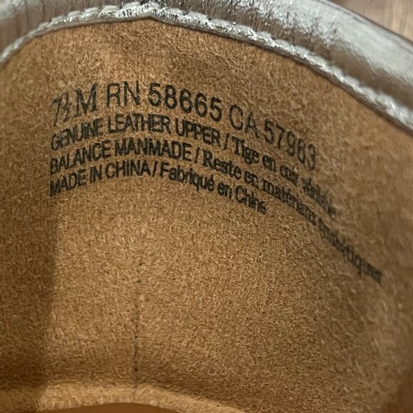 BP Kali-Lea Silver Metallic Flats SIZE 7.5 - Picture 4 of 7